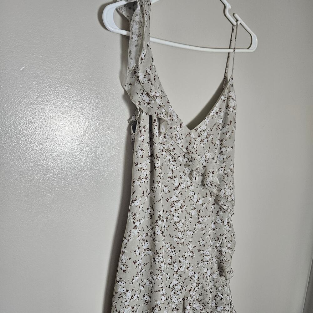 NWT Wayf Sz Medium Ruffled Sage Ditsy Print Sz Medium - Picture 4 of 14